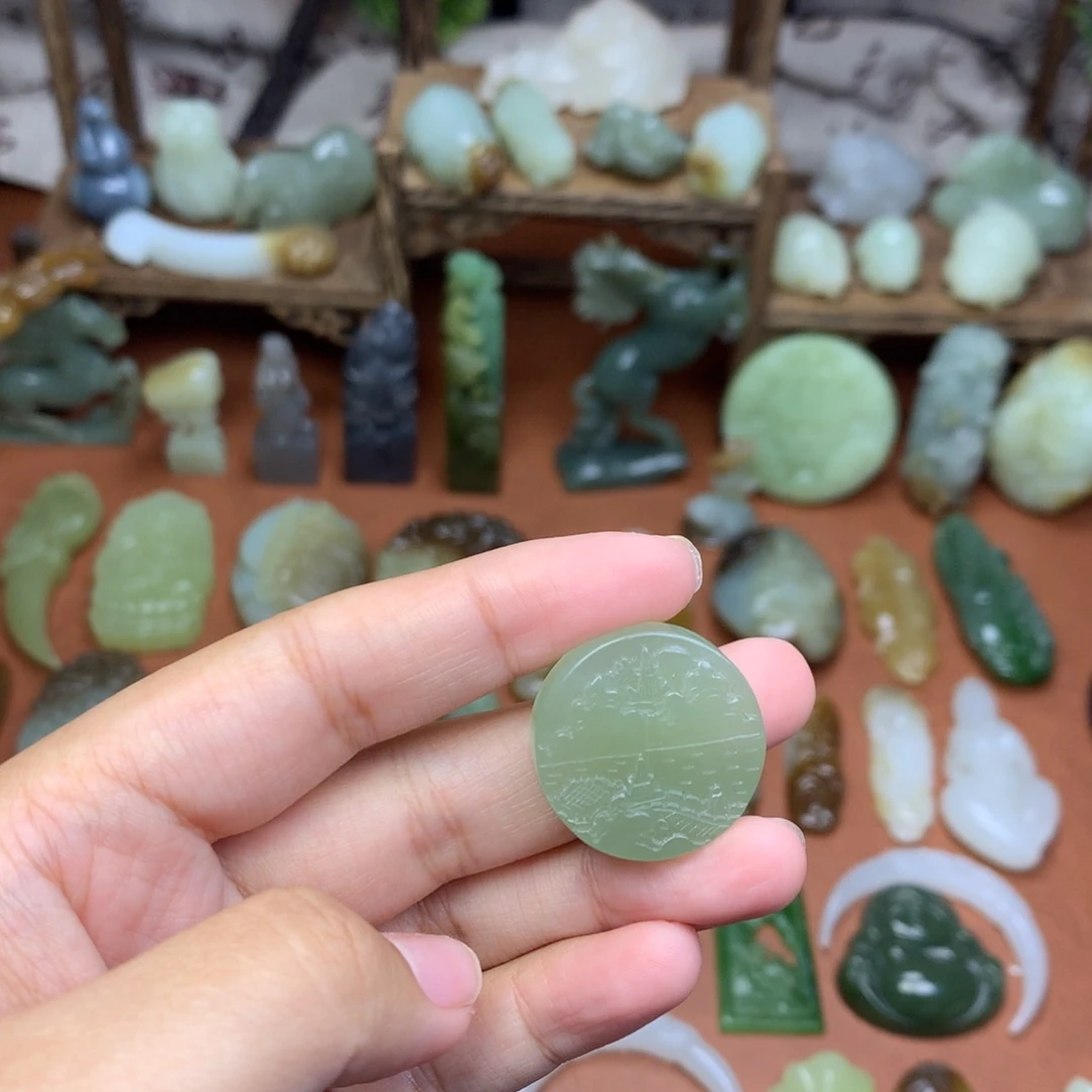 和田玉未镶嵌挂件