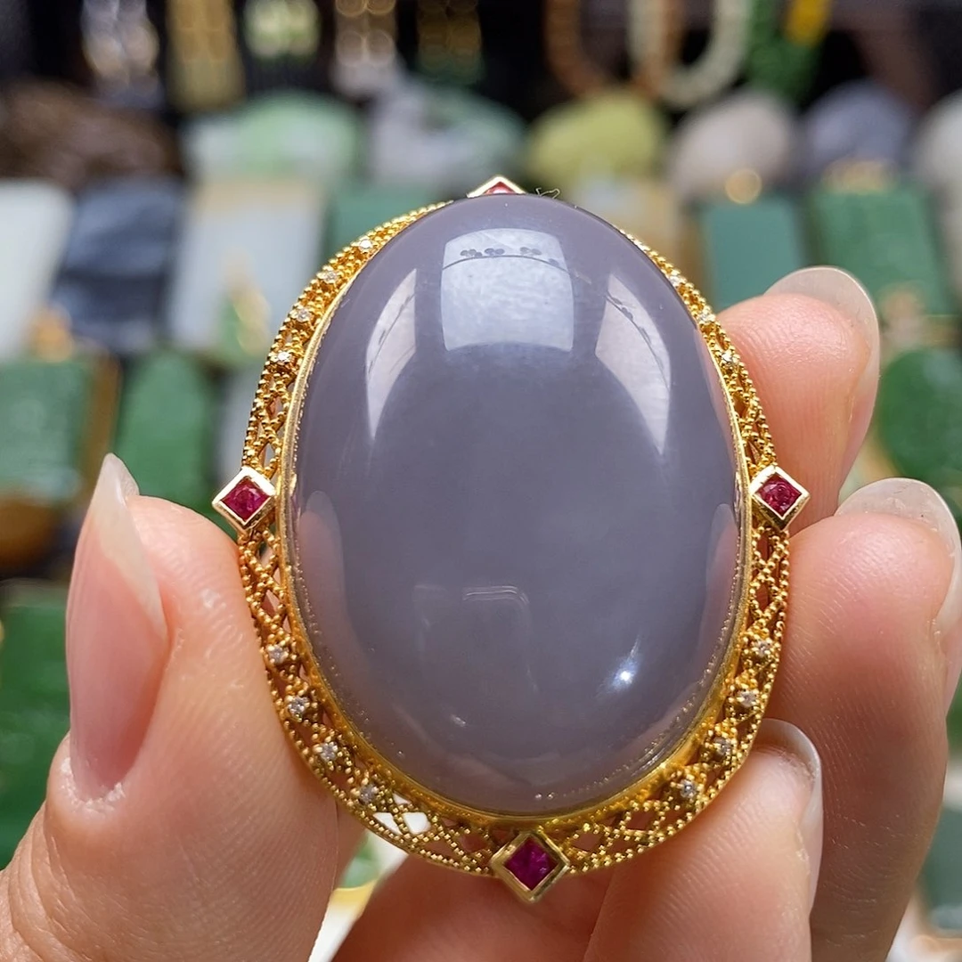 和田玉18K金镶嵌颈饰