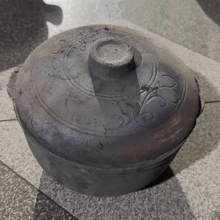 瓷片陶瓷盘子碗啥都有