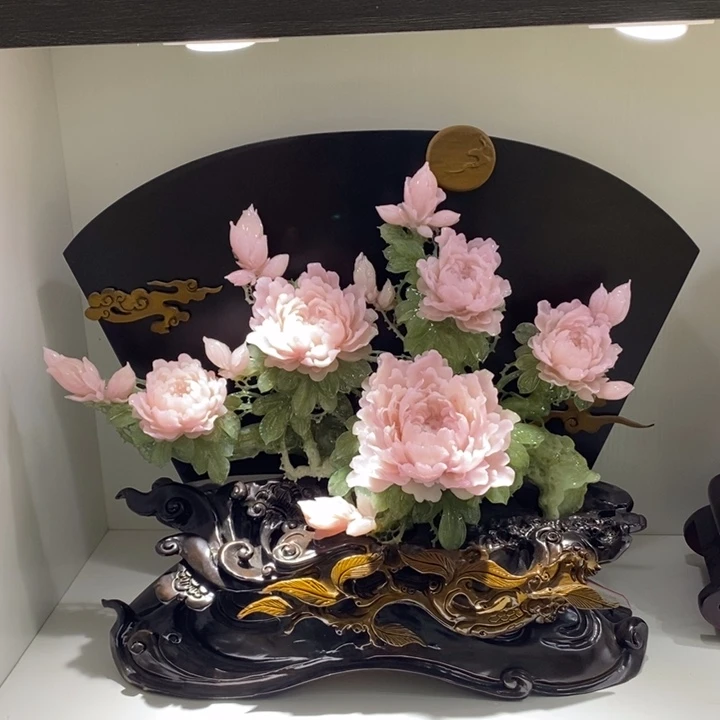 未镶嵌蛇纹石玉（覆膜）珠宝奇石