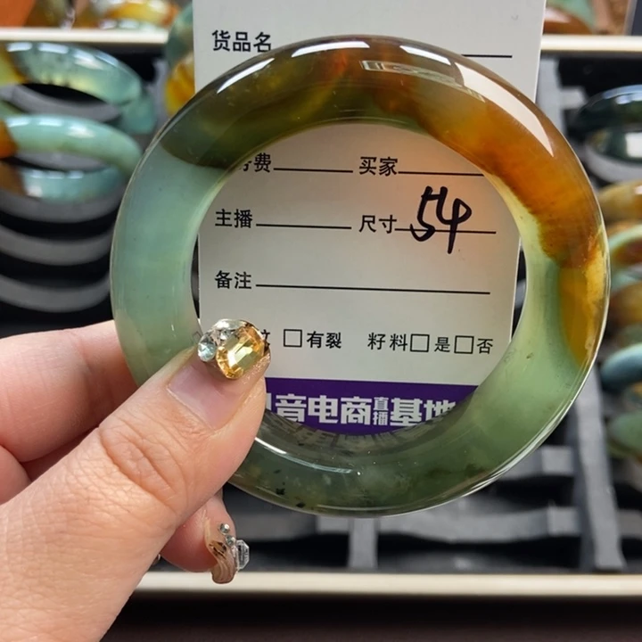 蛇纹石玉未镶嵌手镯手串