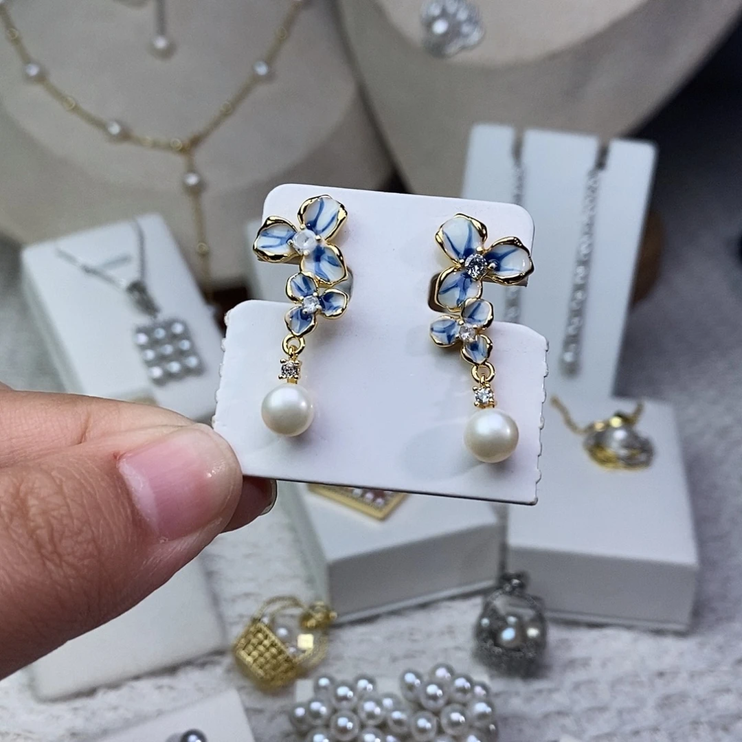 银S925镶嵌耳饰淡水珍珠