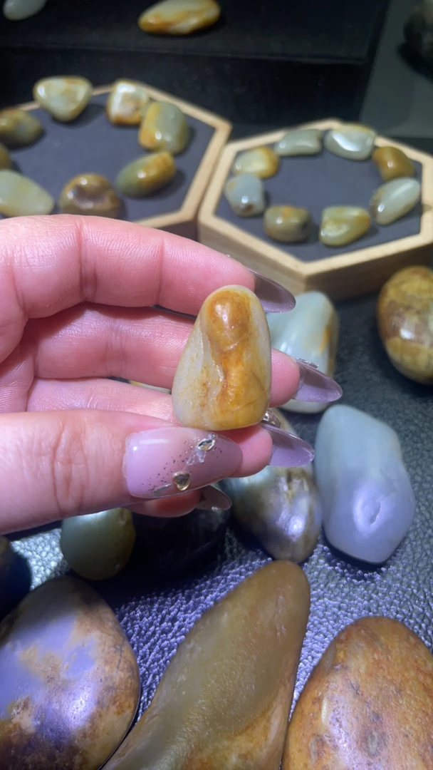 和田玉天然天然吊坠