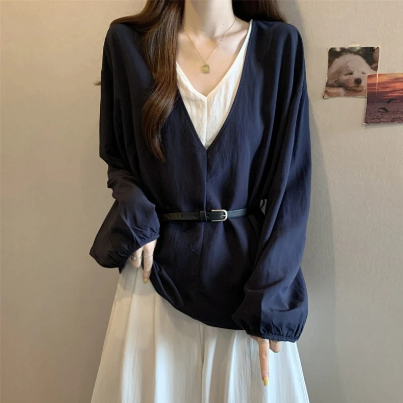 大码假两件V领腰带长袖衬衫女春秋胖MM宽松显瘦百搭洋气收腰上衣
