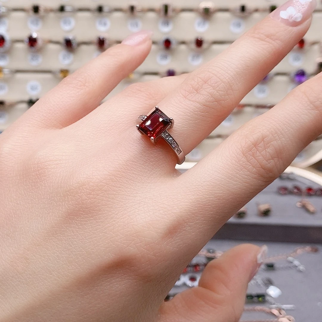 石榴石戒指银S925镶嵌戒指
