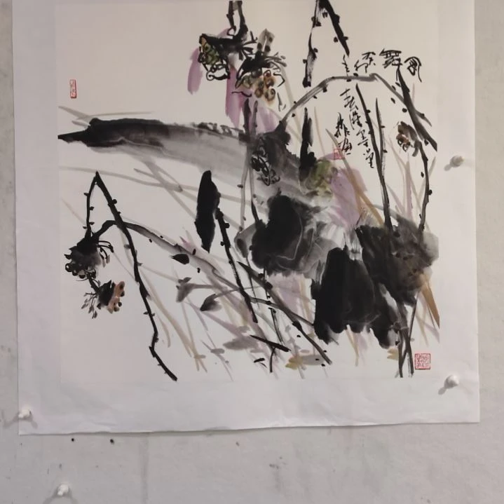 横款国画风舞荷花  装饰佳品