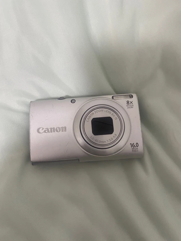 9新 Canon/佳能 a4000银色1600w像素ccd数码相机
