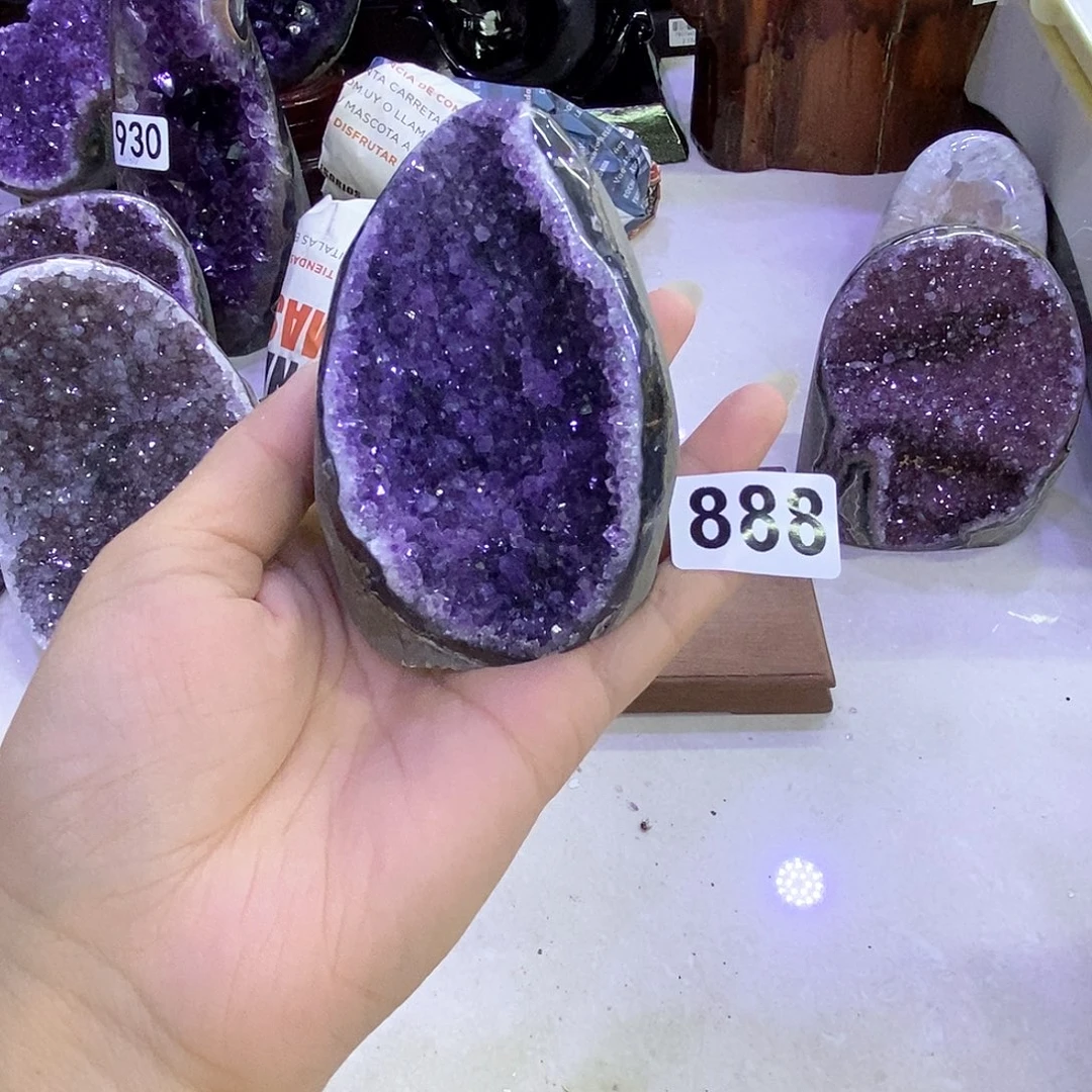 你***姐未镶嵌大型摆件（非配饰）紫晶