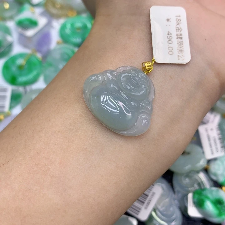 翡翠18K金镶嵌颈饰111111111