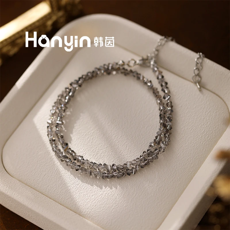 钛钢仿水晶项链 原创设计百搭时尚灰色不规则三角碎晶不掉色项链