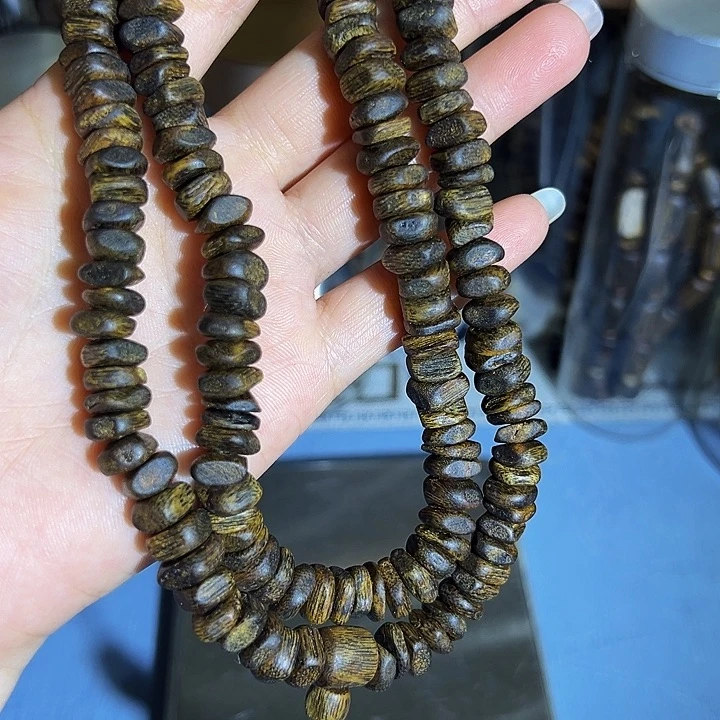 沉香沉香碎屑沉水老料树丁虫漏多圈张勺子3609