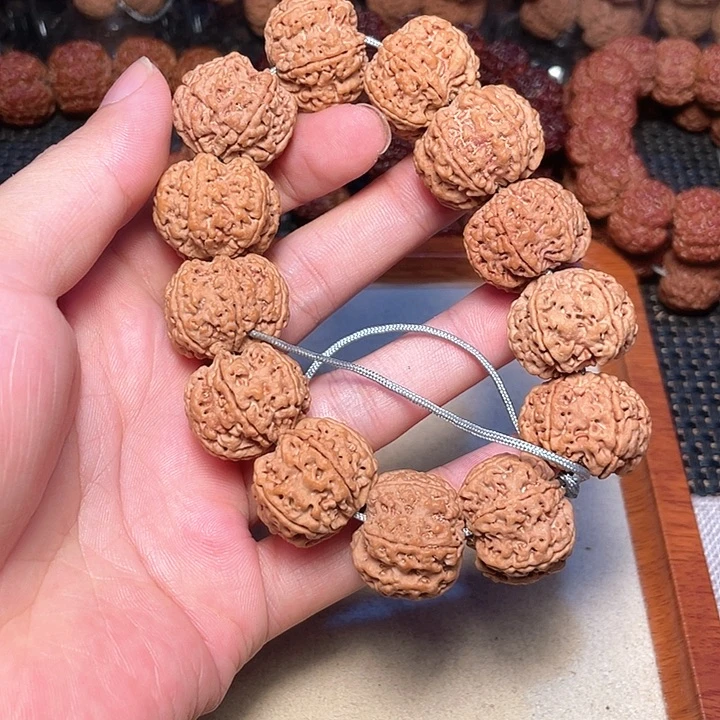常***）金刚菩提吊坠金刚