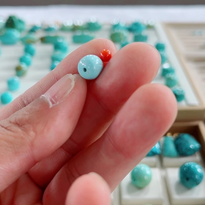 南红玛瑙未镶嵌珠宝奇石