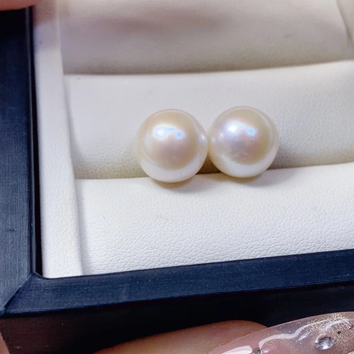 银S925镶嵌耳饰淡水珍珠
