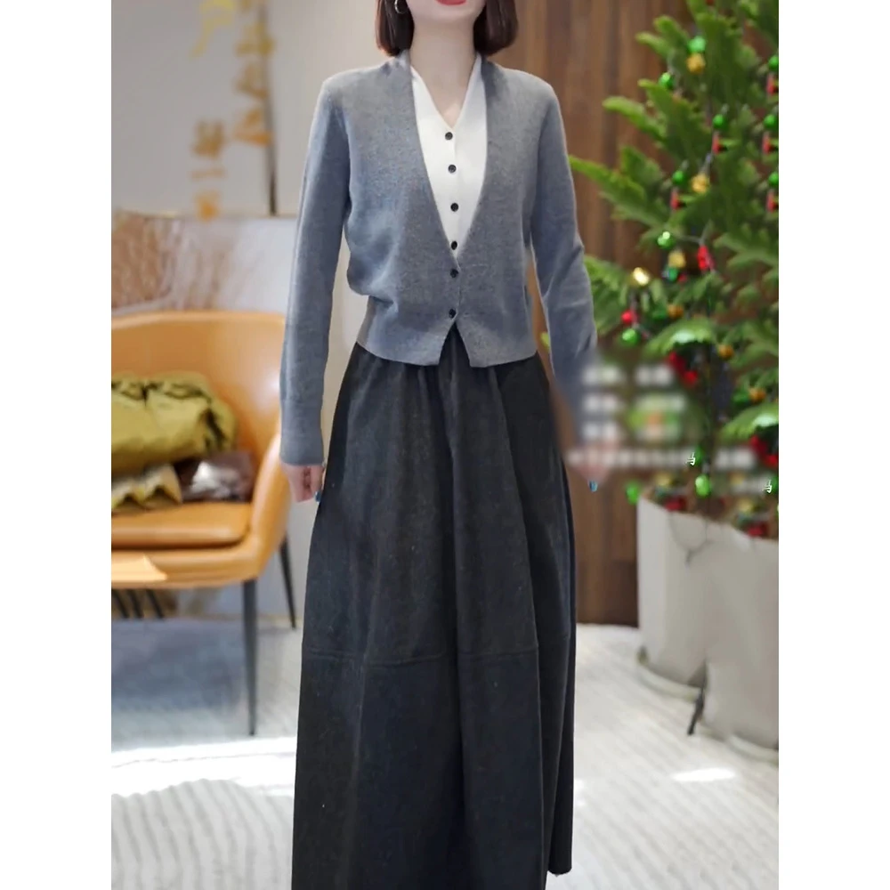 时尚减龄韩系针织裙套装2026春季新款休闲风拼接设计上衣+半身裙