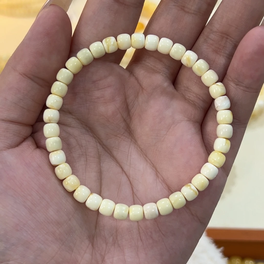 蜜蜡未镶嵌手链瓷白5.5福利 不退不换