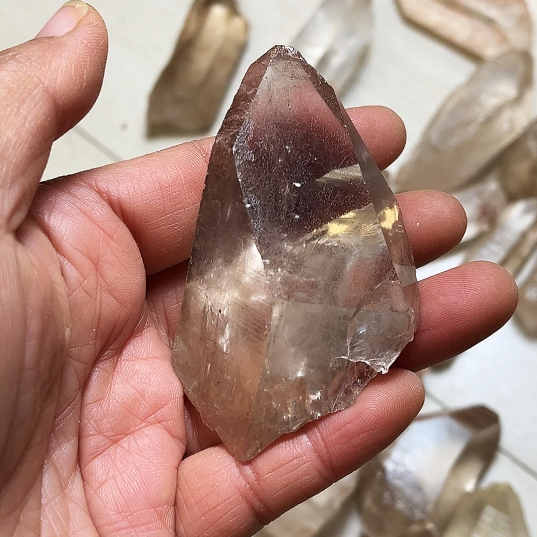 人***生未镶嵌珠宝半成品水晶
