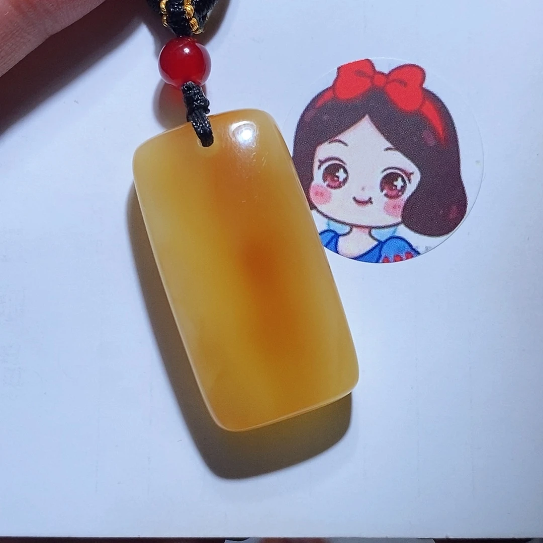 未镶嵌琥珀珠宝奇石