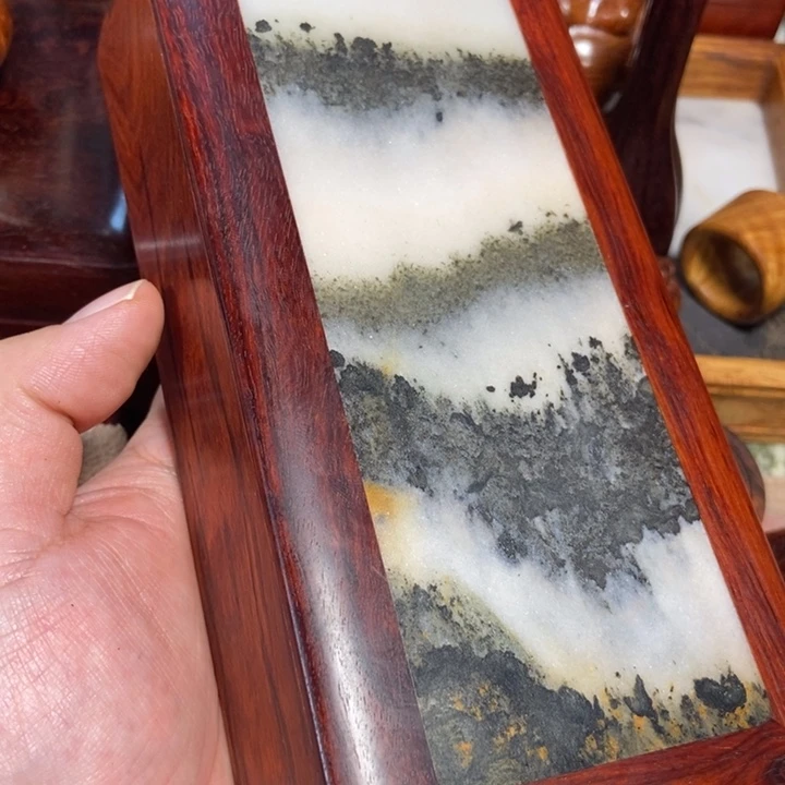 檀香紫檀（小叶紫檀）嵌云石盒子