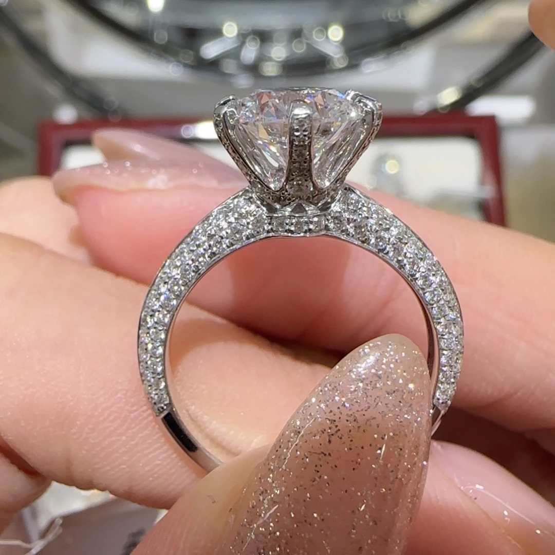 18K金镶嵌实验室培育钻石半壁江山2卡igi双证