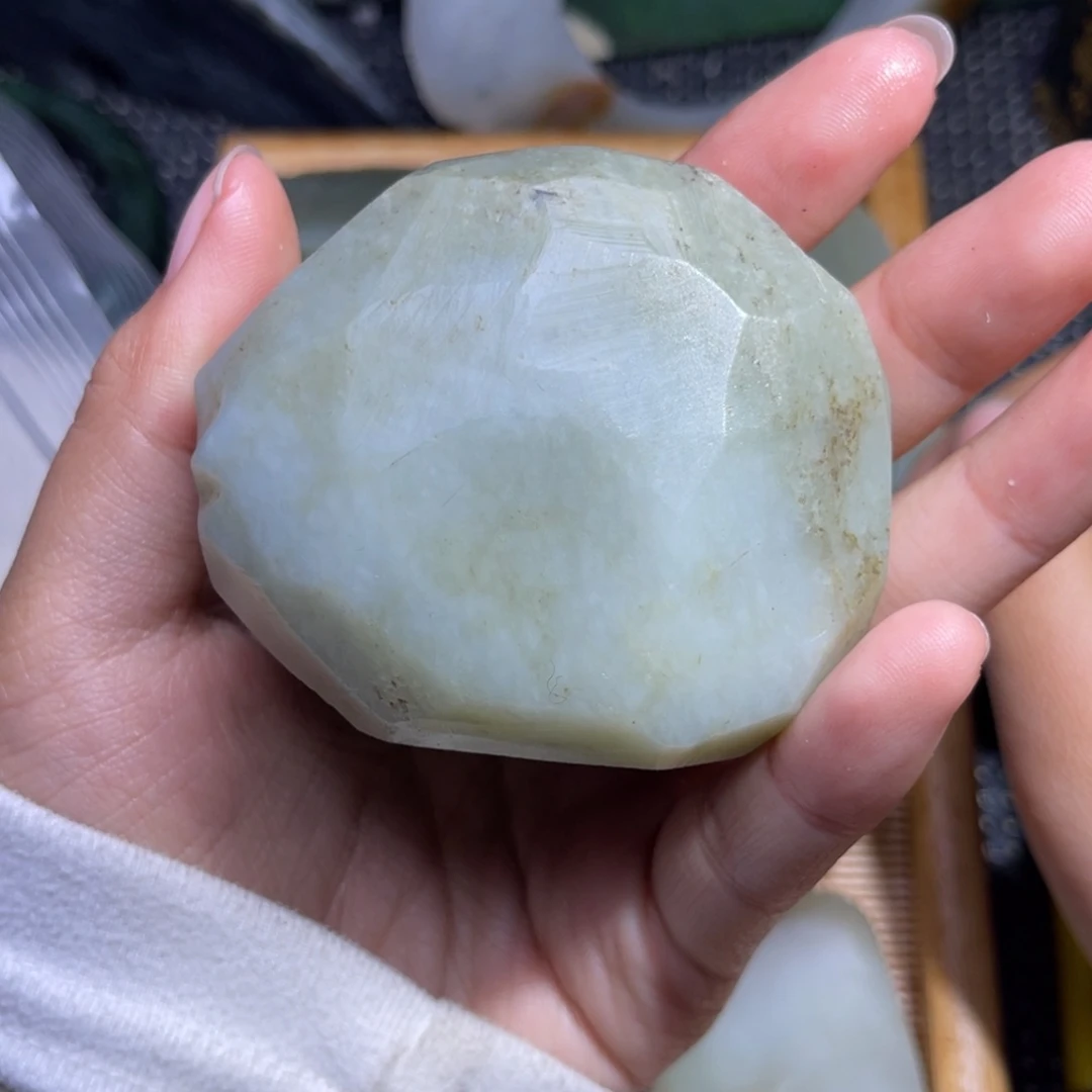 未镶嵌和田玉珠宝半成品