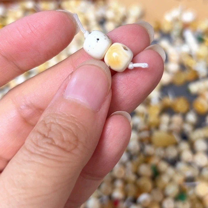 裸石蜜蜡未镶嵌8mm一对