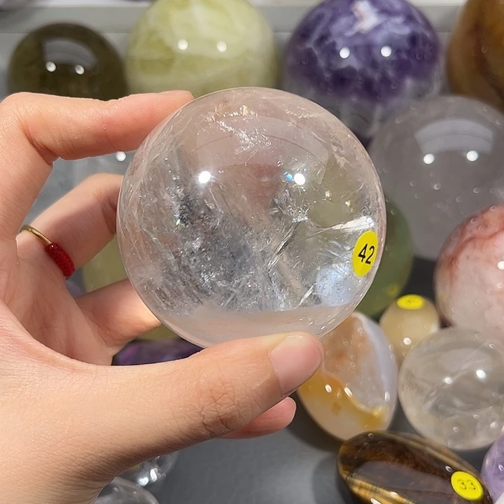 如***随大型摆件（非配饰）未镶嵌水晶42