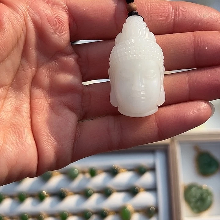 和田玉未镶嵌颈饰42*23*14