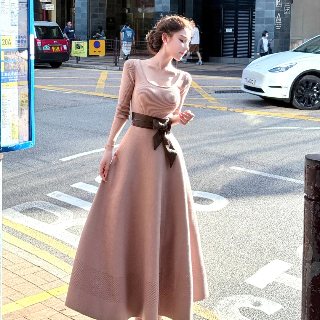 WW定制「名伶小香」气质轻奢显瘦时尚收腰修身小众设计感连衣裙