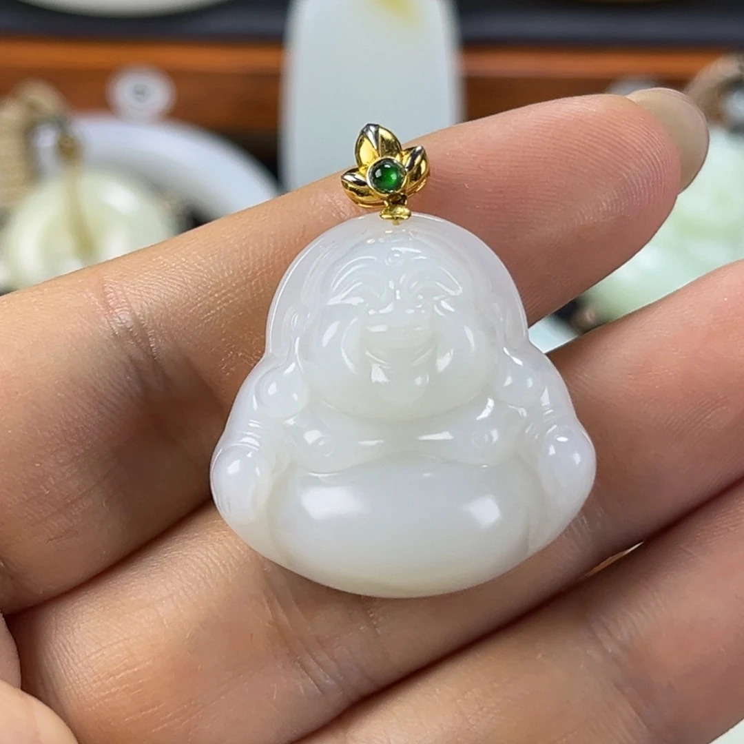 和田玉18K金镶嵌颈饰30