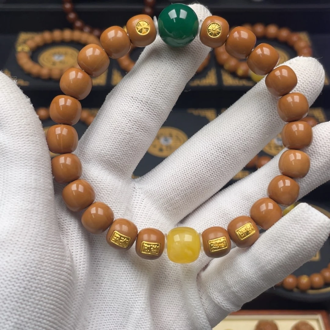 吾****猴头核桃吊坠老型