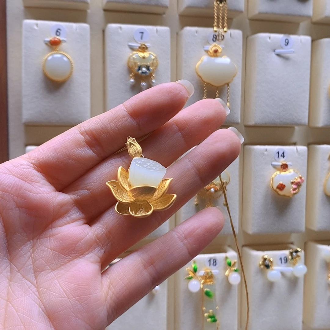 和田玉银S925镶嵌颈饰