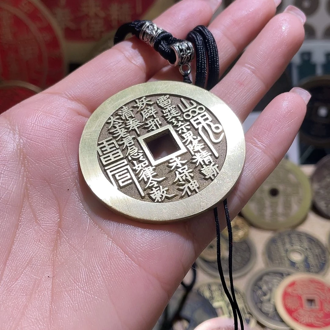 铜铜现代仿制工艺品花钱