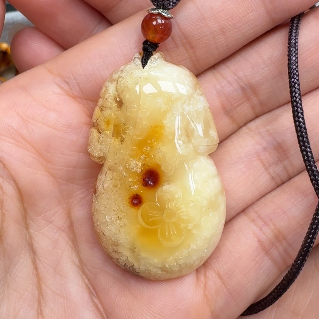 未镶嵌琥珀珠宝奇石吊坠