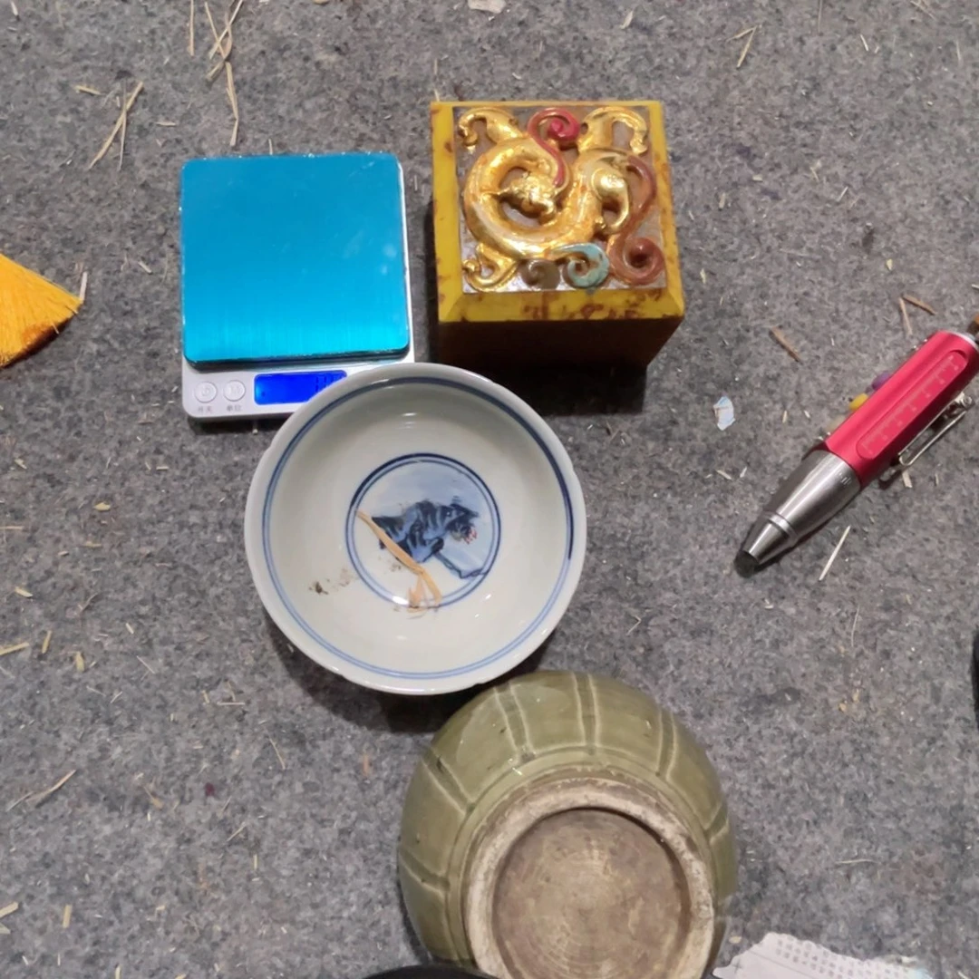 盘瓷器瓷器瓷啊瓷器瓷器瓷器瓷