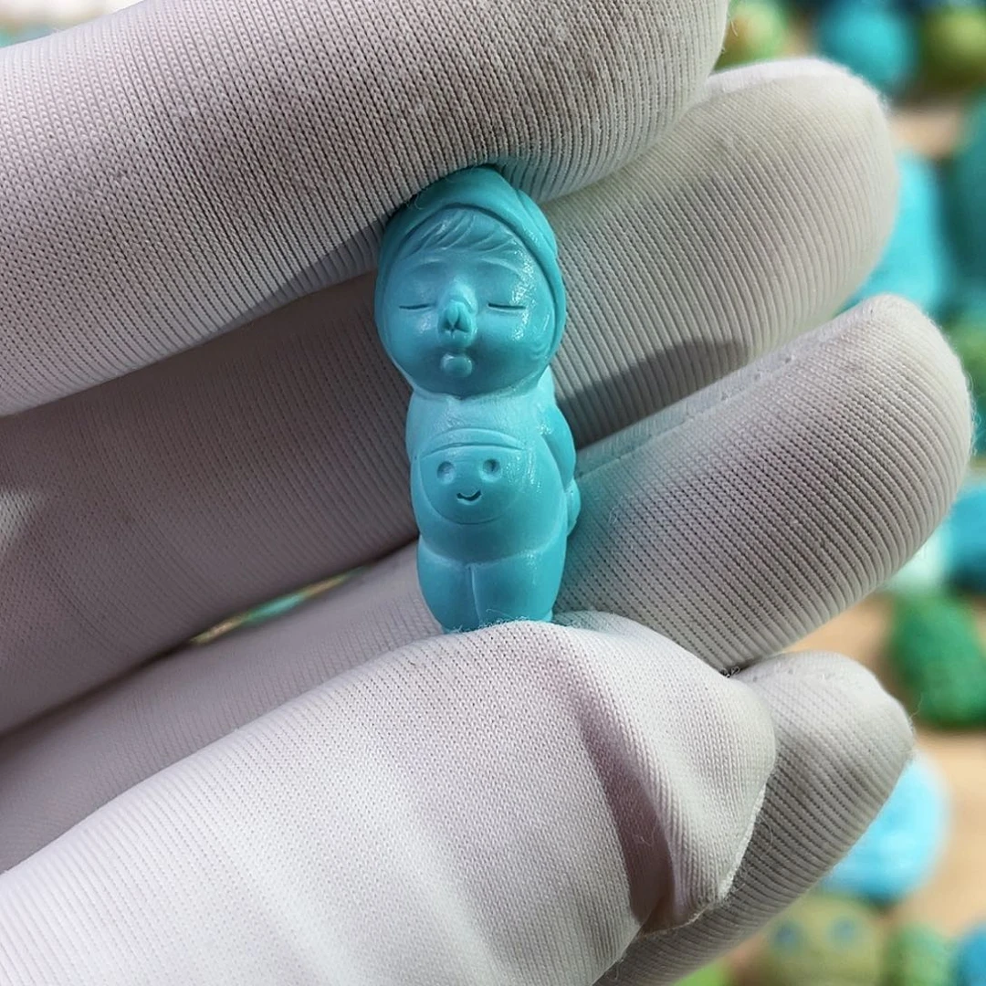 绿松石未镶嵌珠宝奇石