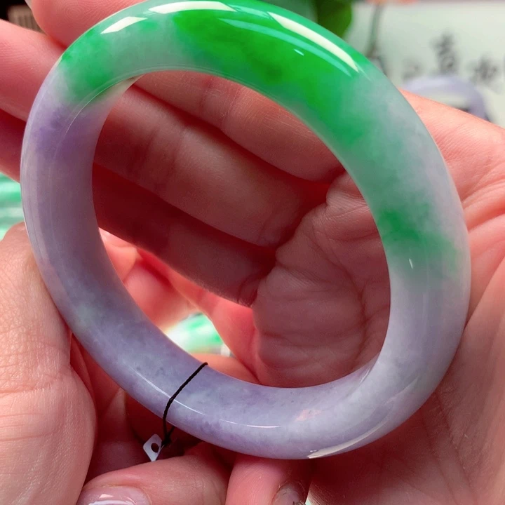 翡翠未镶嵌手镯60圈口