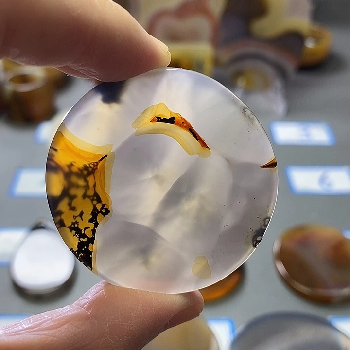 玛瑙/玉髓未镶嵌珠宝半成品80