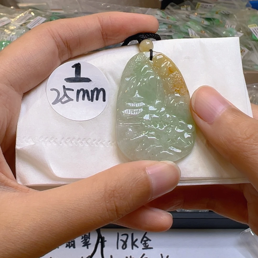 吊坠(不含链)未镶嵌翡翠