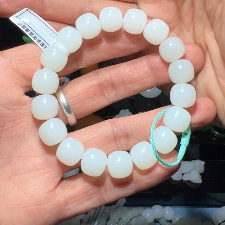 和田玉颈饰未镶嵌半****尘11×12老邢