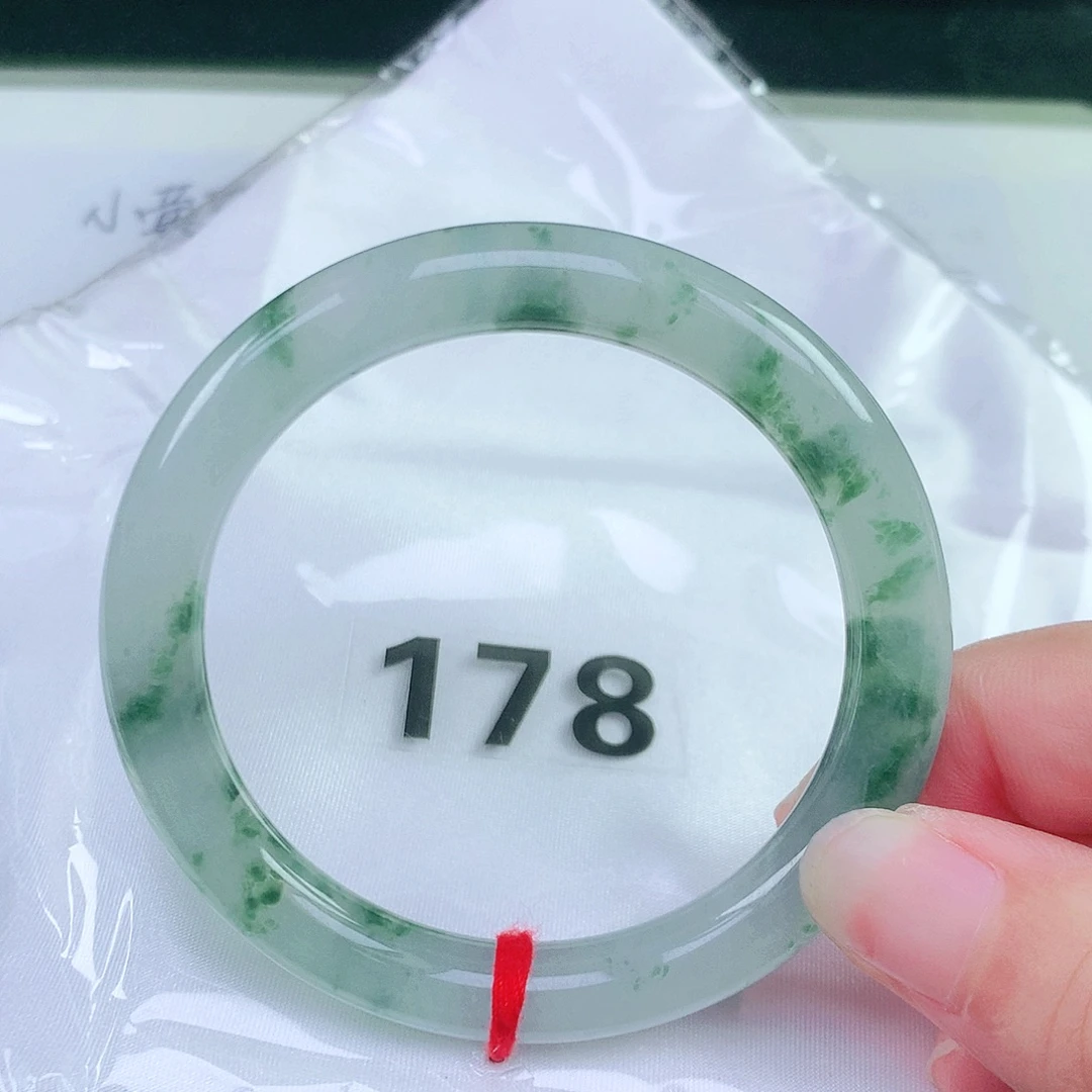 未镶嵌手镯翡翠翡翠手镯