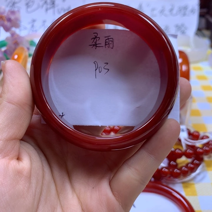 柔***雨玛瑙/玉髓手镯未镶嵌