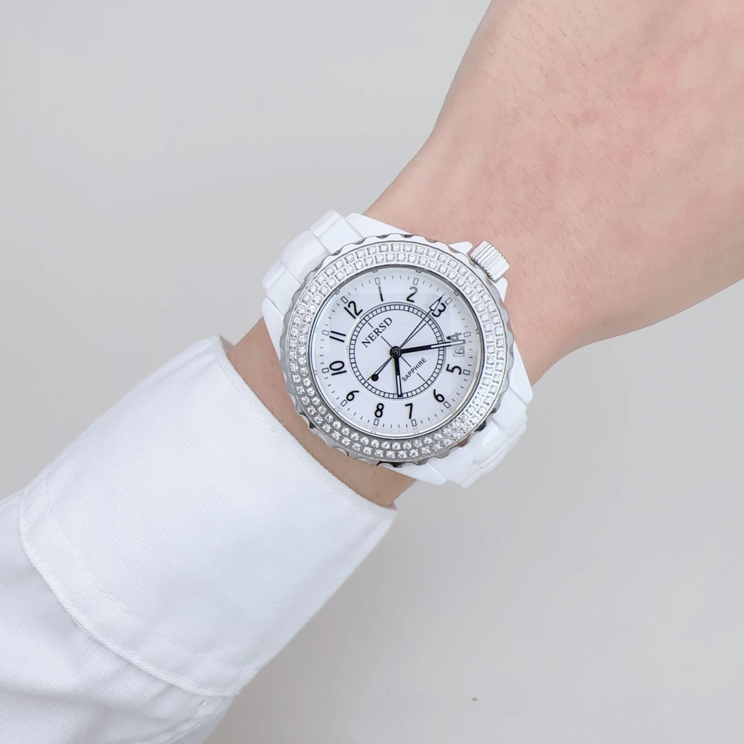 手表女满钻陶瓷香奶奶J12系列大盘气质日历防水进口石英少量库存