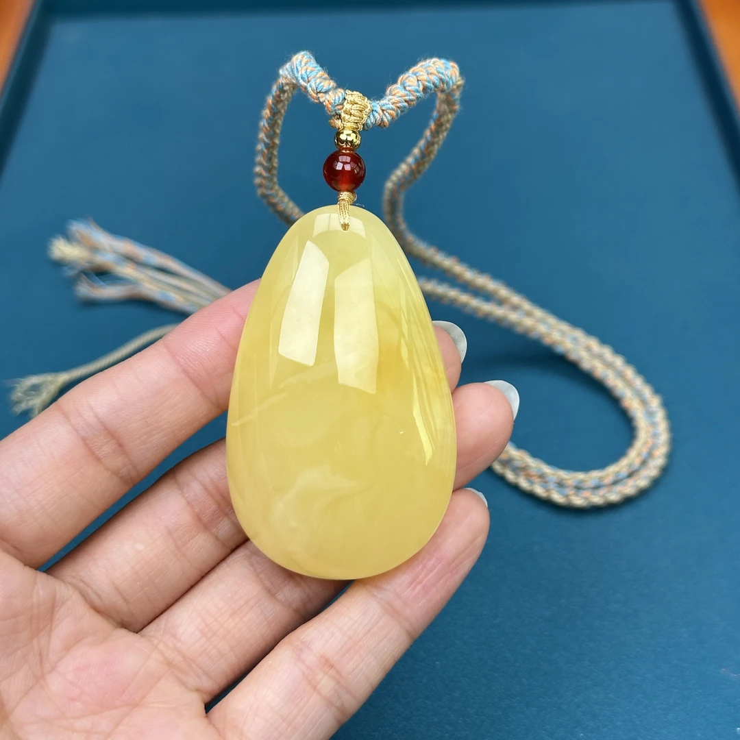 Y1913天然原矿蜜蜡 满蜡妖花水滴牌 33*54*14mm抖音基地质检发货