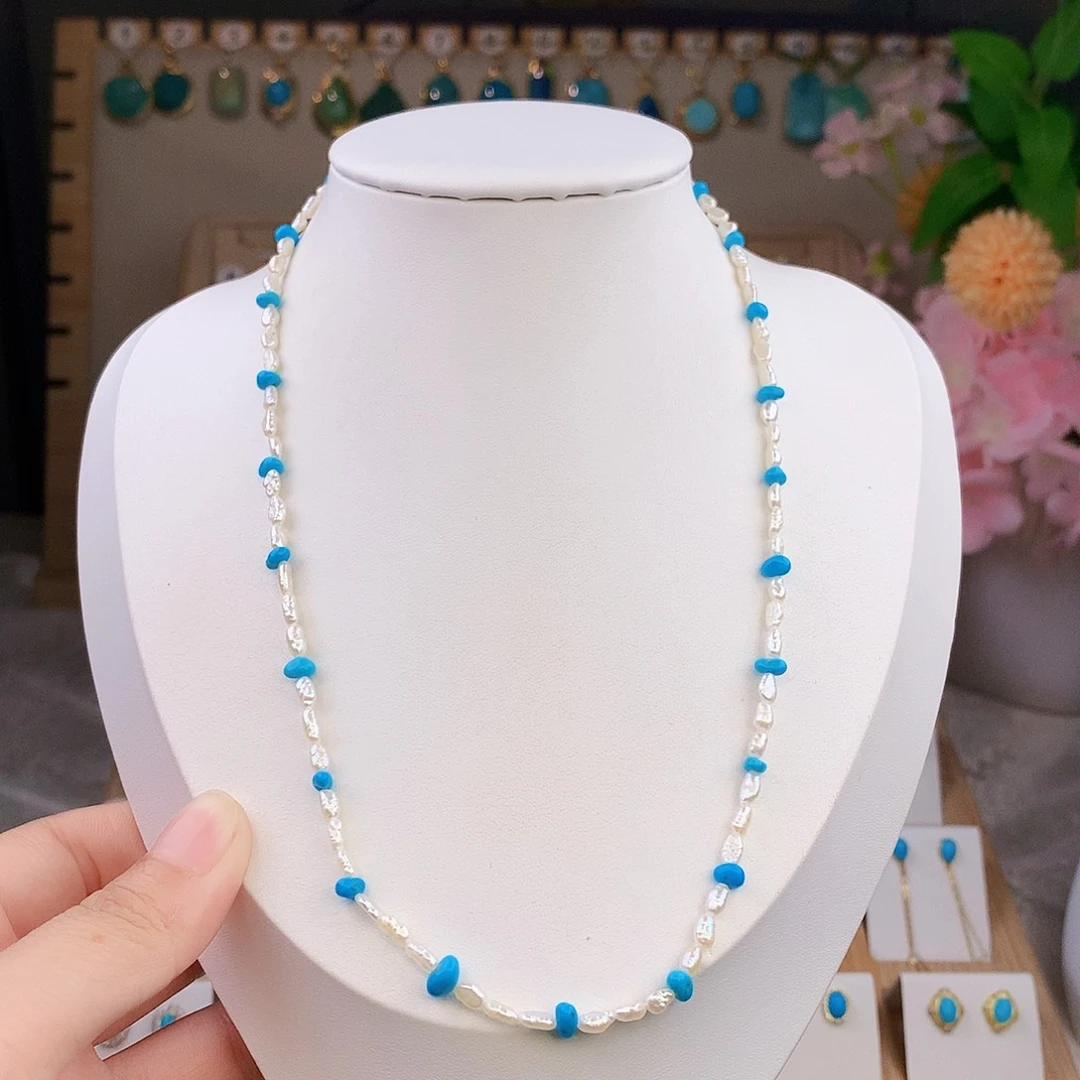 绿松石未镶嵌颈饰