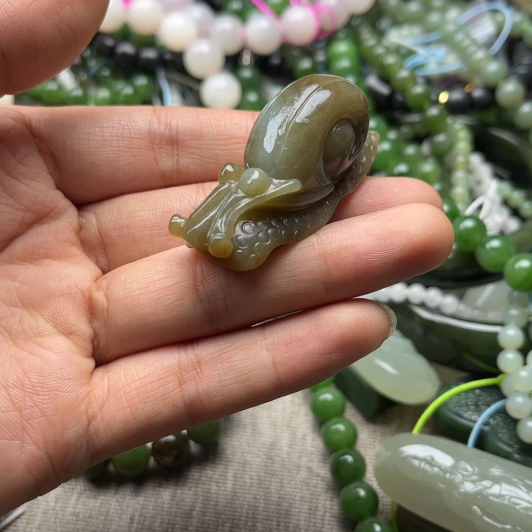 和田玉（糖玉）未镶嵌颈饰