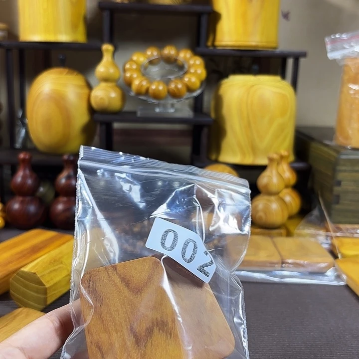 z***c香榧木奶香木料制作工艺