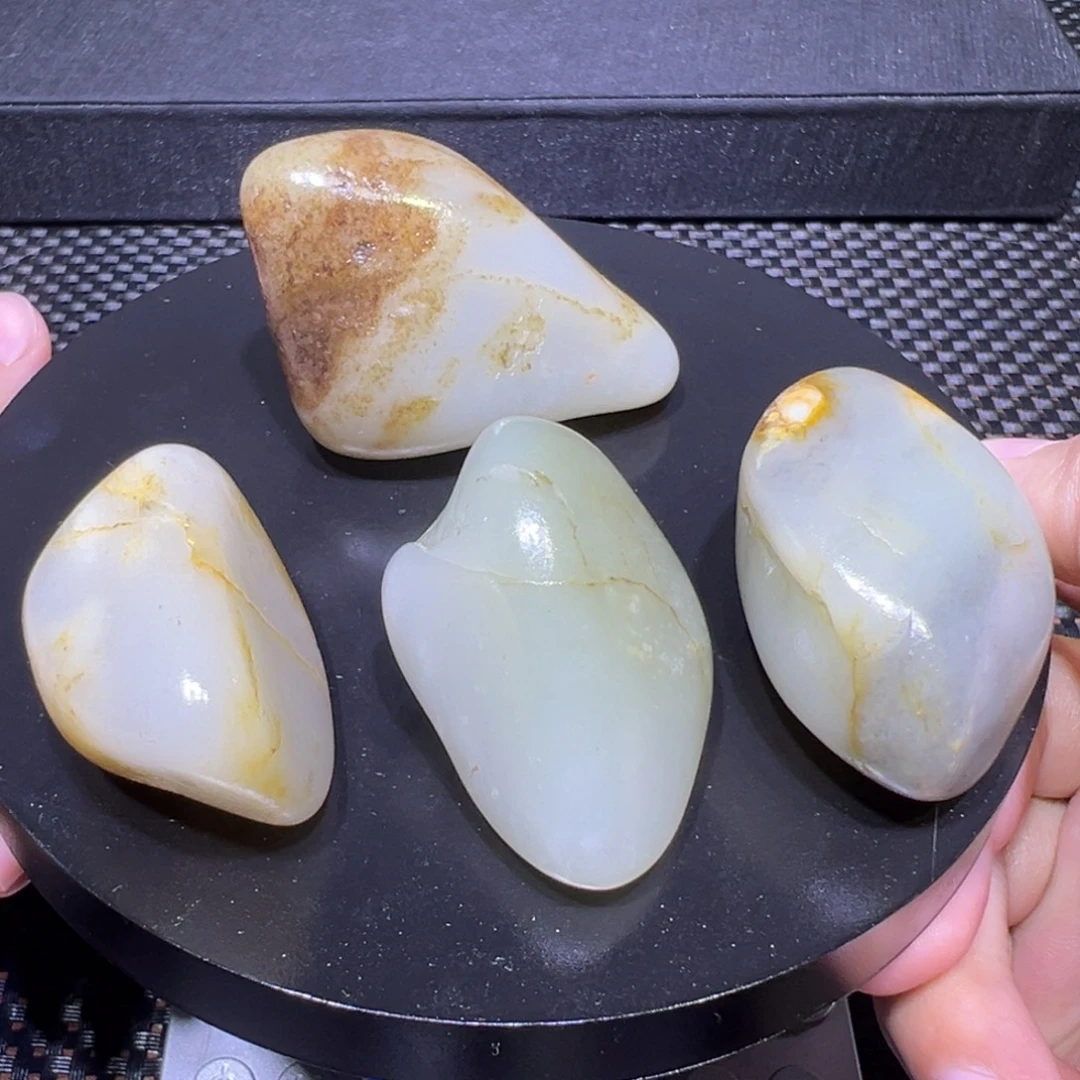 吊坠(不含链)未镶嵌和田玉（子料）215-46