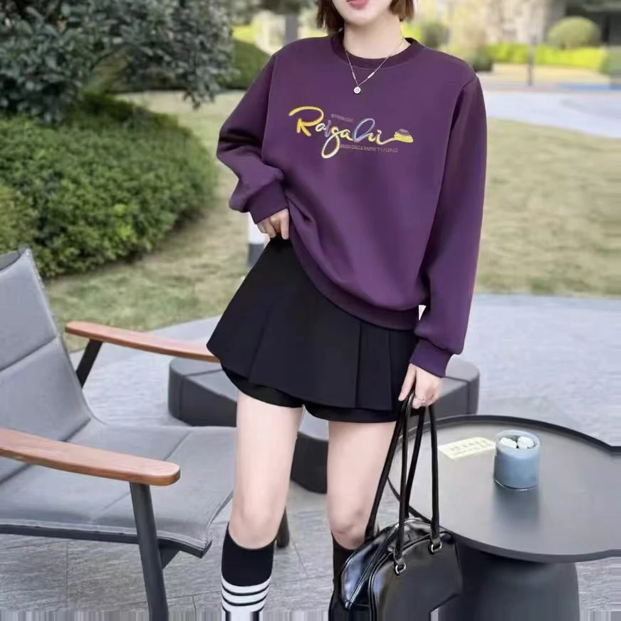 那简家【现货】8923加绒加厚彩色刺绣圆领套头卫衣女