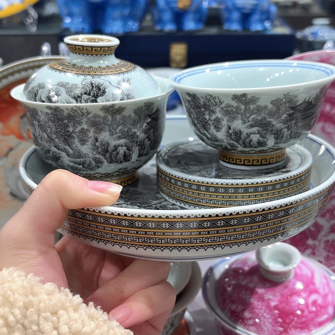 瓷片景德镇瓷器精品陈列